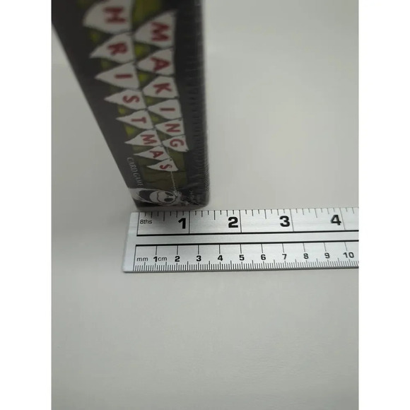 Disney’s The Nightmare Before Christmas: Making Christmas Card Game Funko - Picture 7 of 7